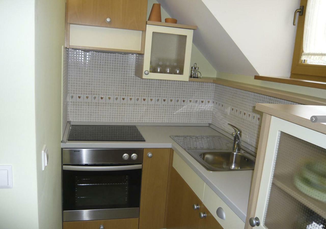 Apartmaji Hribar Pr'Ostank 卡姆尼克 外观 照片
