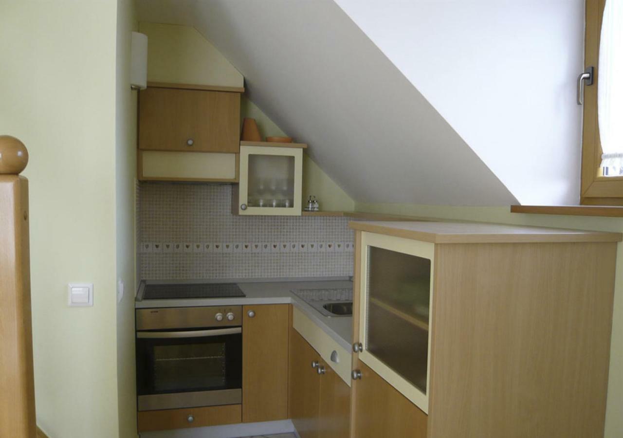 Apartmaji Hribar Pr'Ostank 卡姆尼克 外观 照片